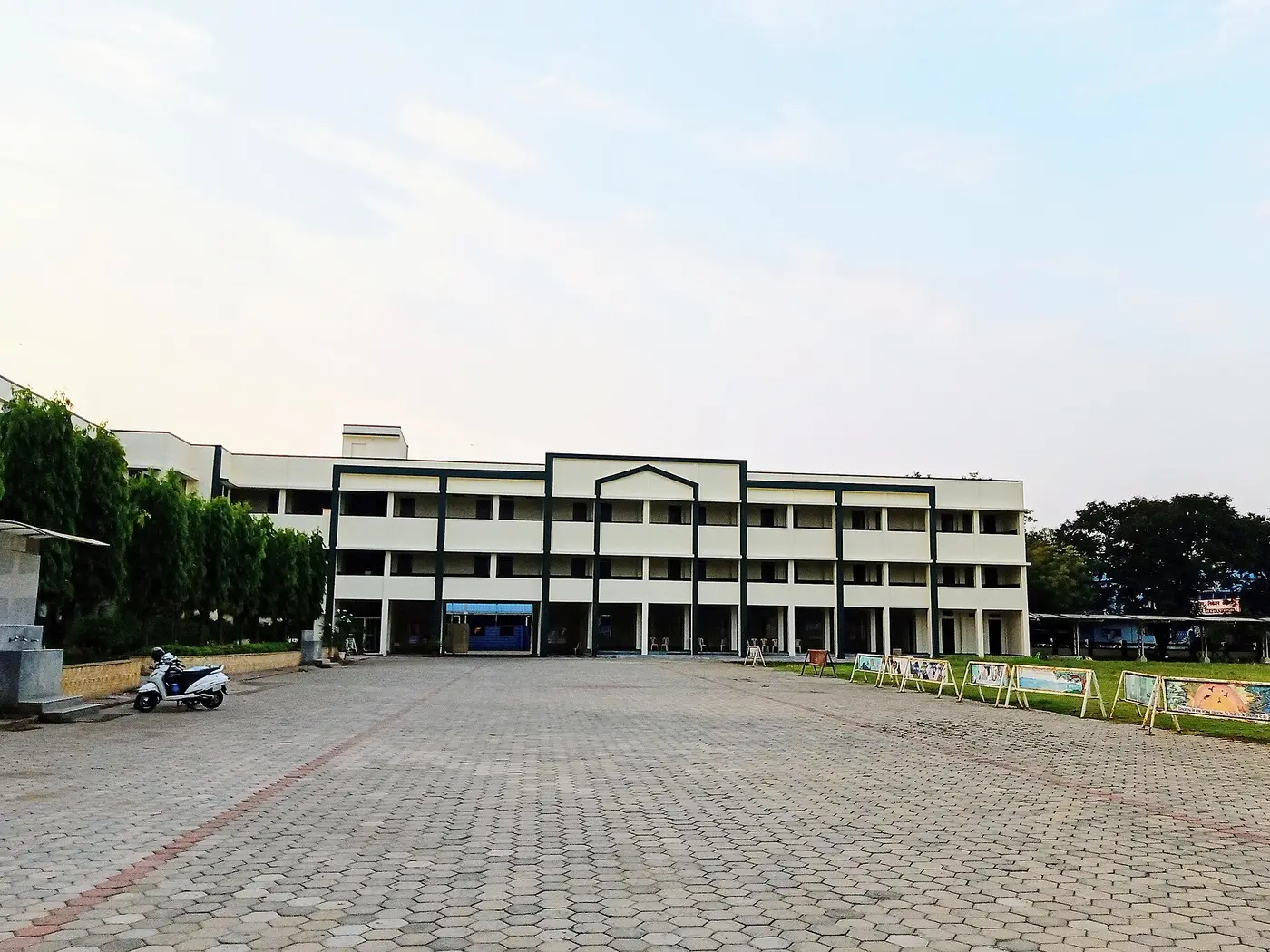 Front view of a co-educational school campus in Bhopal