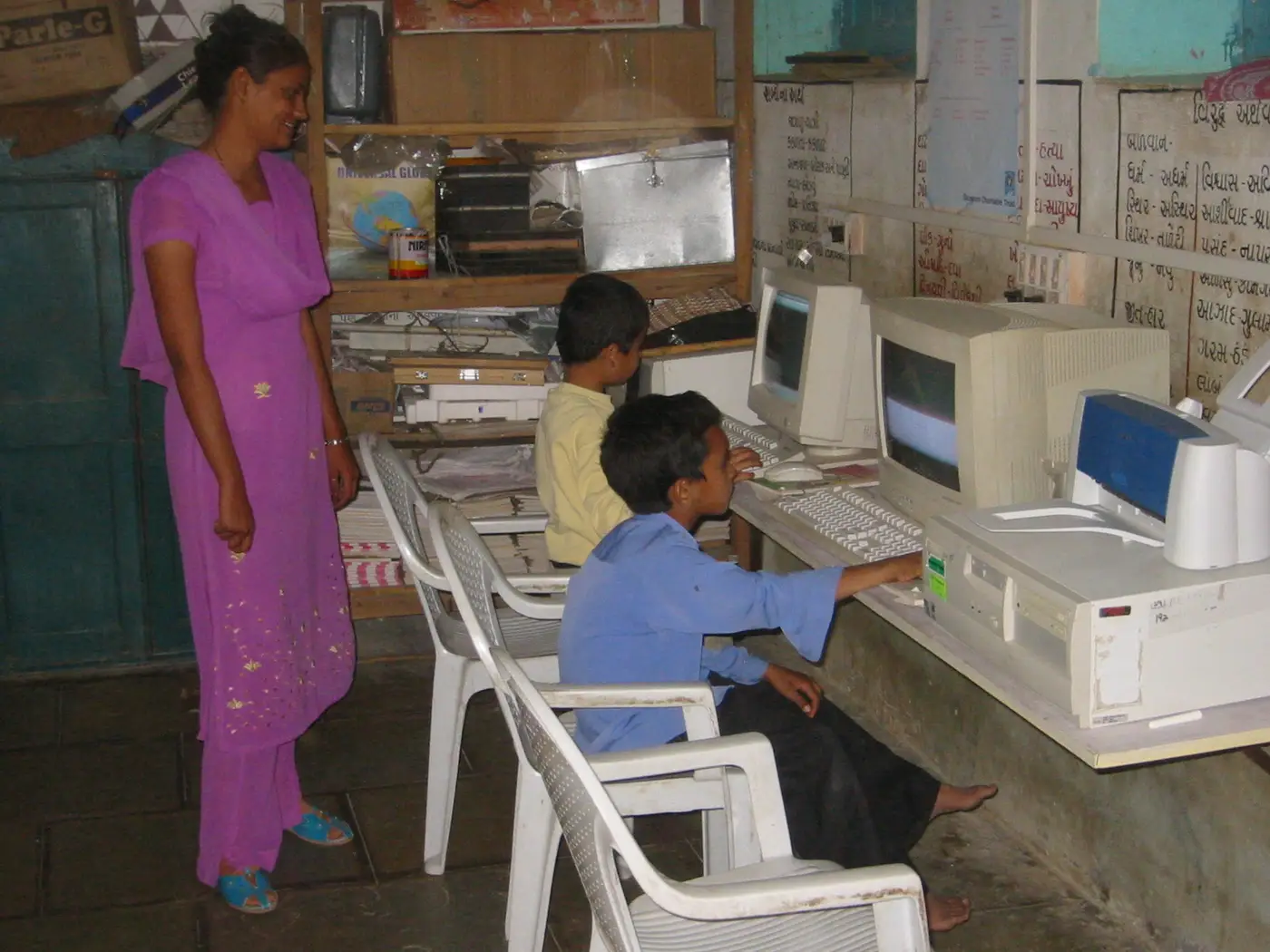A computer class with a teacher in Gujarat